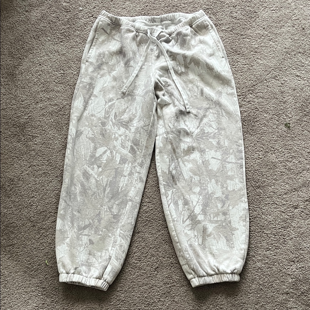Hollister Kids Light Gray Patterned Joggers; Like New!!! Worn A Few Times!!